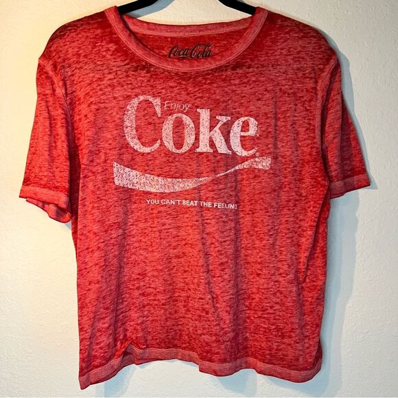 Coca-Cola burnout graphic tee 🍓 short sleeve🍓 cropped 🍓 XL - Picture 1 of 3